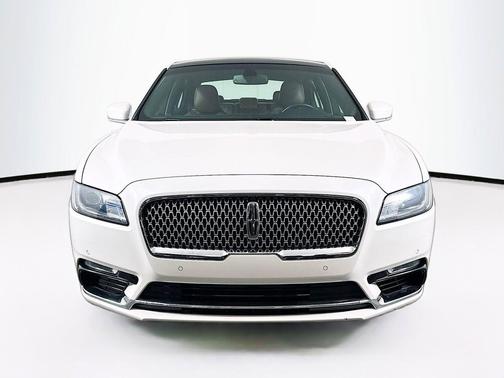 Brown 2017 Lincoln Continental Reserve
