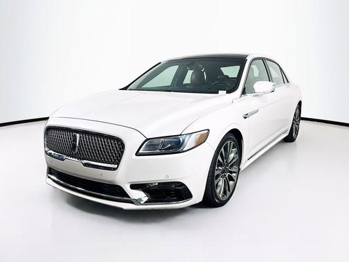 Brown 2017 Lincoln Continental Reserve