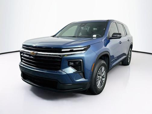 Lakeshore Blue Metallic 2024 Chevrolet Traverse LS