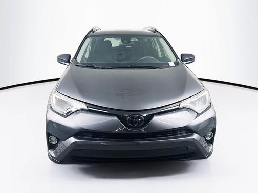 Magnetic Gray Metallic 2018 Toyota RAV4 LE