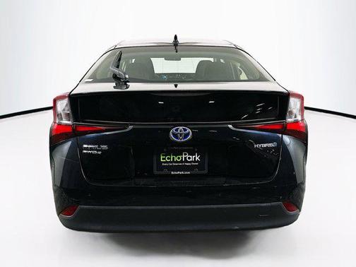 2021 Toyota Prius LE