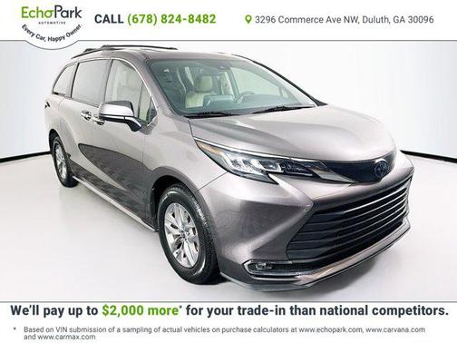 2022 Toyota Sienna XLE 8 Passenger