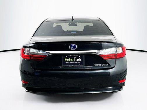 2018 Lexus ES 300h Base