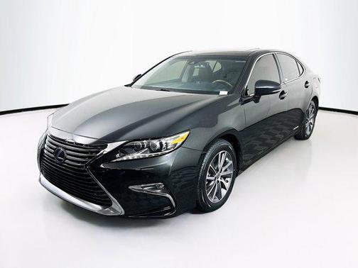 2018 Lexus ES 300h Base