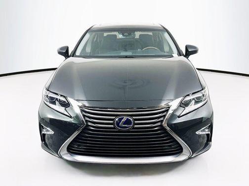 2018 Lexus ES 300h Base
