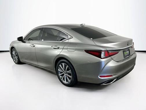 Tan 2019 Lexus ES 350 Base