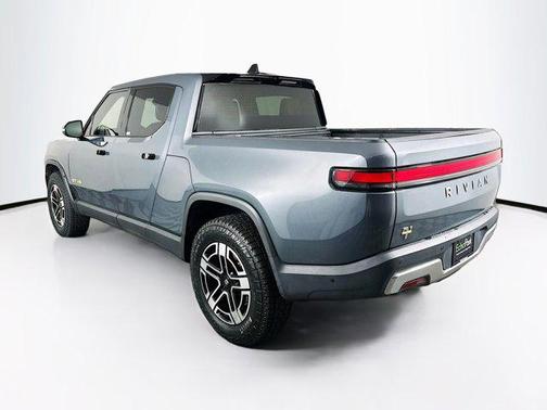 2022 Rivian R1T Adventure