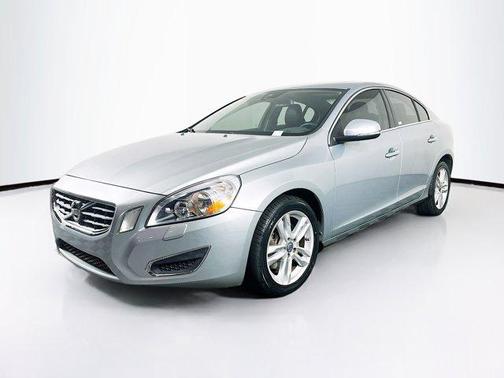 2013 Volvo S60 T5 Premier