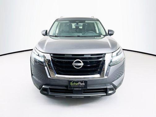 2024 Nissan Pathfinder SV 4WD