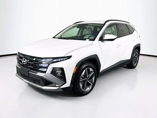 Serenity White Pearl 2025 Hyundai TUCSON SEL