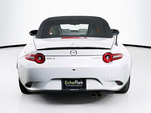 Aero Gray Metallic 2025 Mazda MX-5 Miata Club