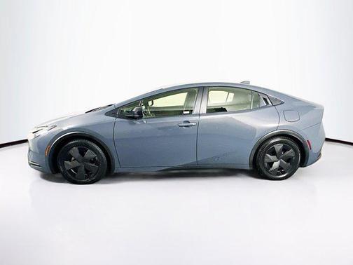 2023 Toyota Prius LE