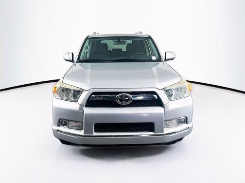 Classic Silver Metallic 2013 Toyota 4Runner SR5