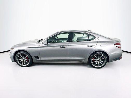 2025 Genesis G70 2.5T RWD