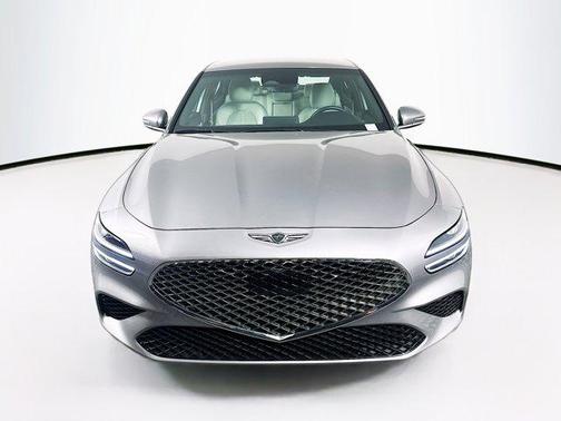 2025 Genesis G70 2.5T RWD