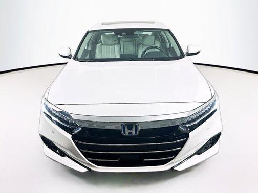 2022 Honda Accord Hybrid Touring