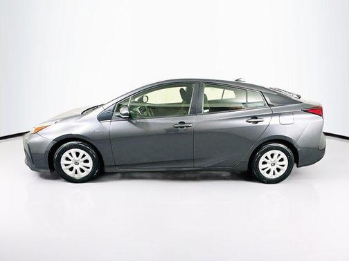 2021 Toyota Prius LE