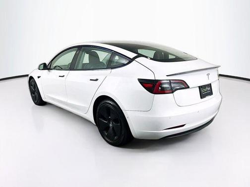 Pearl White Multi-Coat 2021 Tesla Model 3 Standard Range Plus