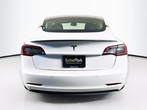 Pearl White Multi-Coat 2021 Tesla Model 3 Standard Range Plus