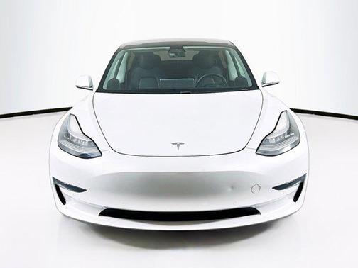 2019 Tesla Model 3 Standard Range