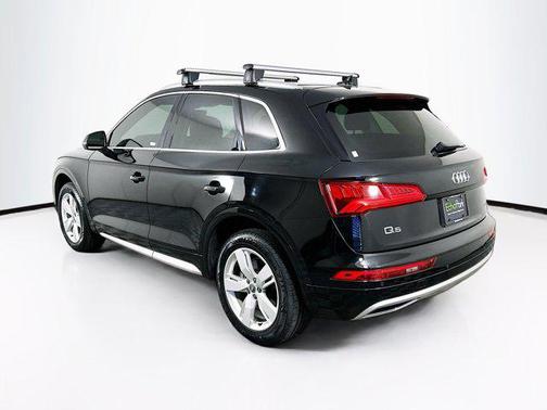 Brilliant Black 2019 Audi Q5 2.0T Premium Plus