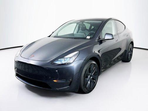 Gray 2025 Tesla Model Y Long Range