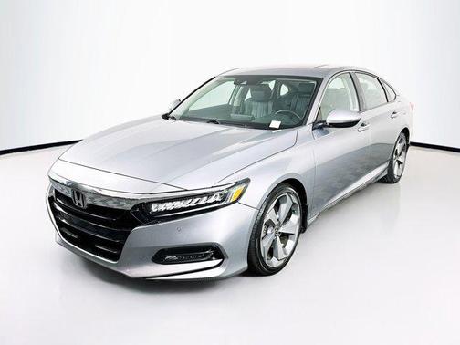 2019 Honda Accord Touring 2.0T