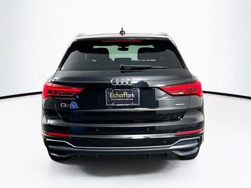 Mythos Black Metallic 2025 Audi Q3 Premium 45 TFSI S line quattro Tiptronic