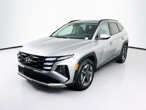 Shimmering Silver 2025 Hyundai TUCSON SEL