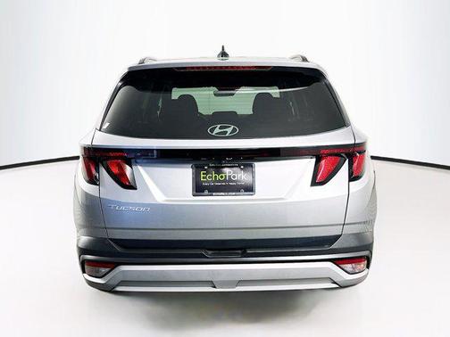 Shimmering Silver 2025 Hyundai TUCSON SEL