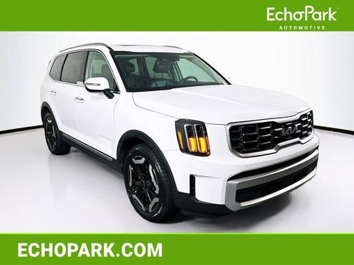 Glacial White Pearl 2025 Kia Telluride S