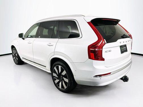 2023 Volvo XC90 Recharge Plug-In Hybrid T8 Ultimate 6-Seater