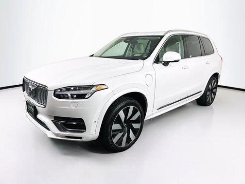 2023 Volvo XC90 Recharge Plug-In Hybrid T8 Ultimate 6-Seater