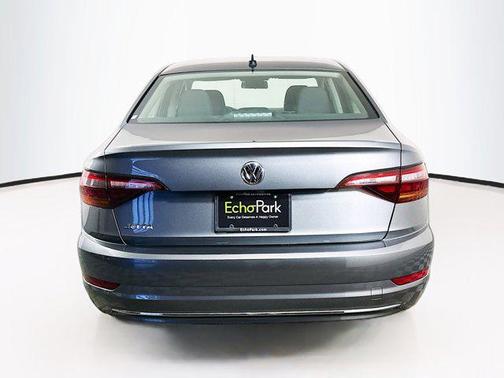 Platinum Gray Metallic 2019 Volkswagen Jetta 1.4T S