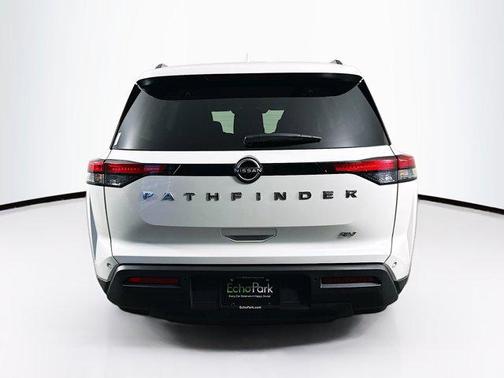 2024 Nissan Pathfinder SV FWD