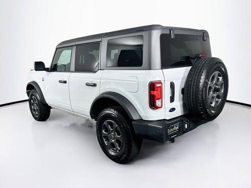 Oxford White 2025 Ford Bronco Big Bend