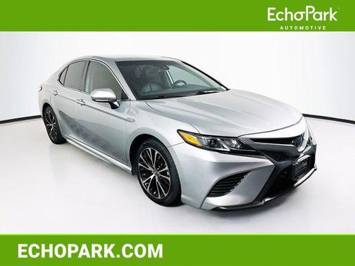 Celestial Silver Metallic 2020 Toyota Camry SE