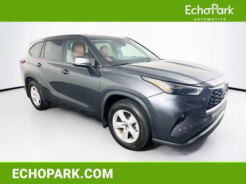 2024 Toyota Highlander LE