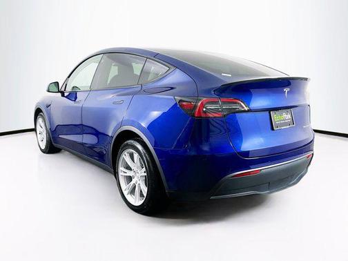 2022 Tesla Model Y Long Range Dual Motor All-Wheel Drive