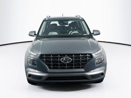 Ecotronic Gray 2025 Hyundai VENUE SEL