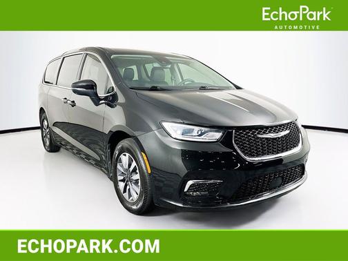 Black 2023 Chrysler Pacifica Hybrid Touring L