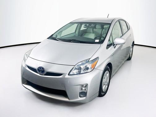 Classic Silver Metallic 2010 Toyota Prius III