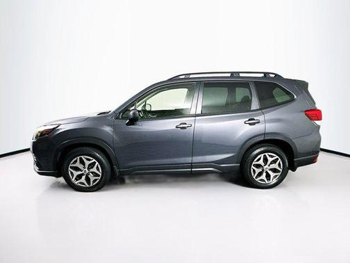 Magnetite Gray Metallic 2022 Subaru Forester Premium