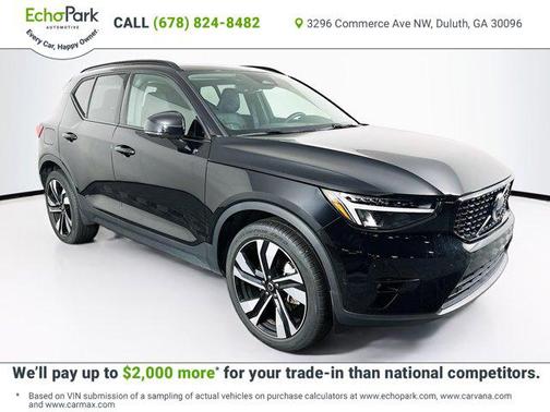 2025 Volvo XC40 B5 Plus Dark Theme