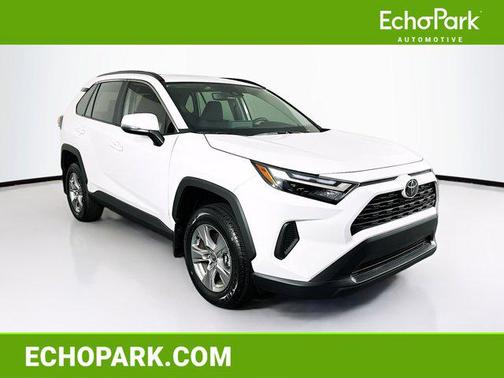 Ice Cap 2025 Toyota RAV4 XLE
