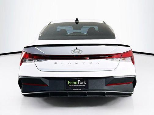 2025 Hyundai ELANTRA Sport