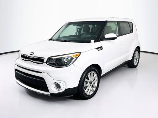 Clear White 2017 Kia Soul +