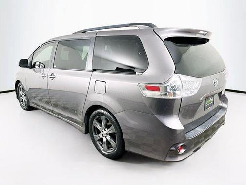 2017 Toyota Sienna SE Premium