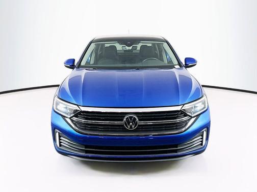 Rising Blue Metallic 2023 Volkswagen Jetta 1.5T SEL