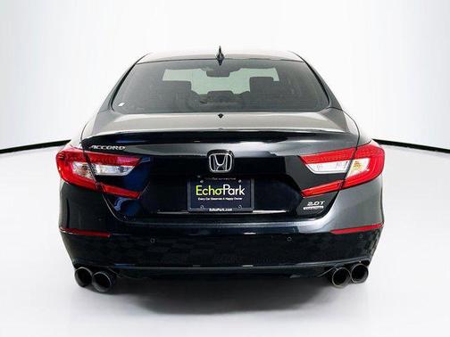 Crystal Black Pearl 2019 Honda Accord Touring 2.0T